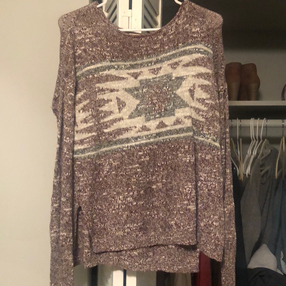 Cute Hollister sweater!